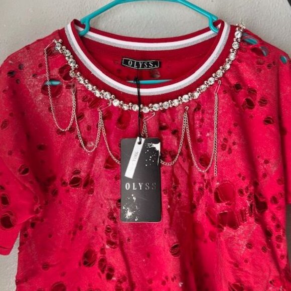 Distressed Olyss Red Short Sleeve ripped T-Shirt With Rhinestone & Chain sz L - Picture 8 of 9